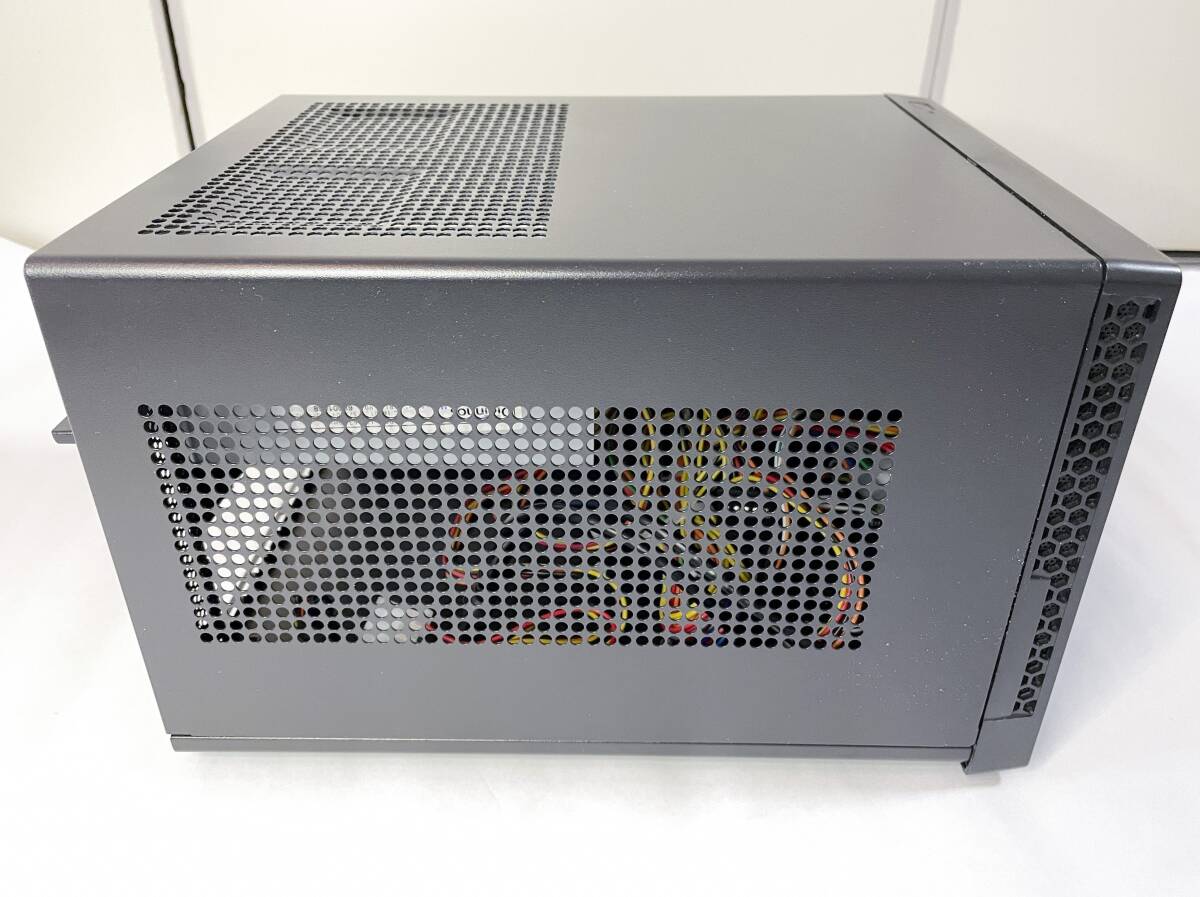 SilverStone SST-SG13B-Q( черный ) маленький размер Mini-ITX кейс /350W ATX источник питания имеется 