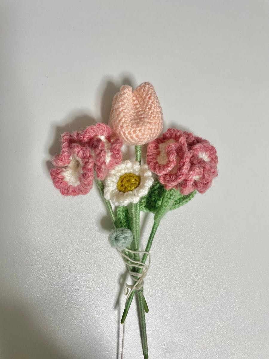 枯れない花　花束　母の日　カーネーション　ハンドメイド　毛糸の花束