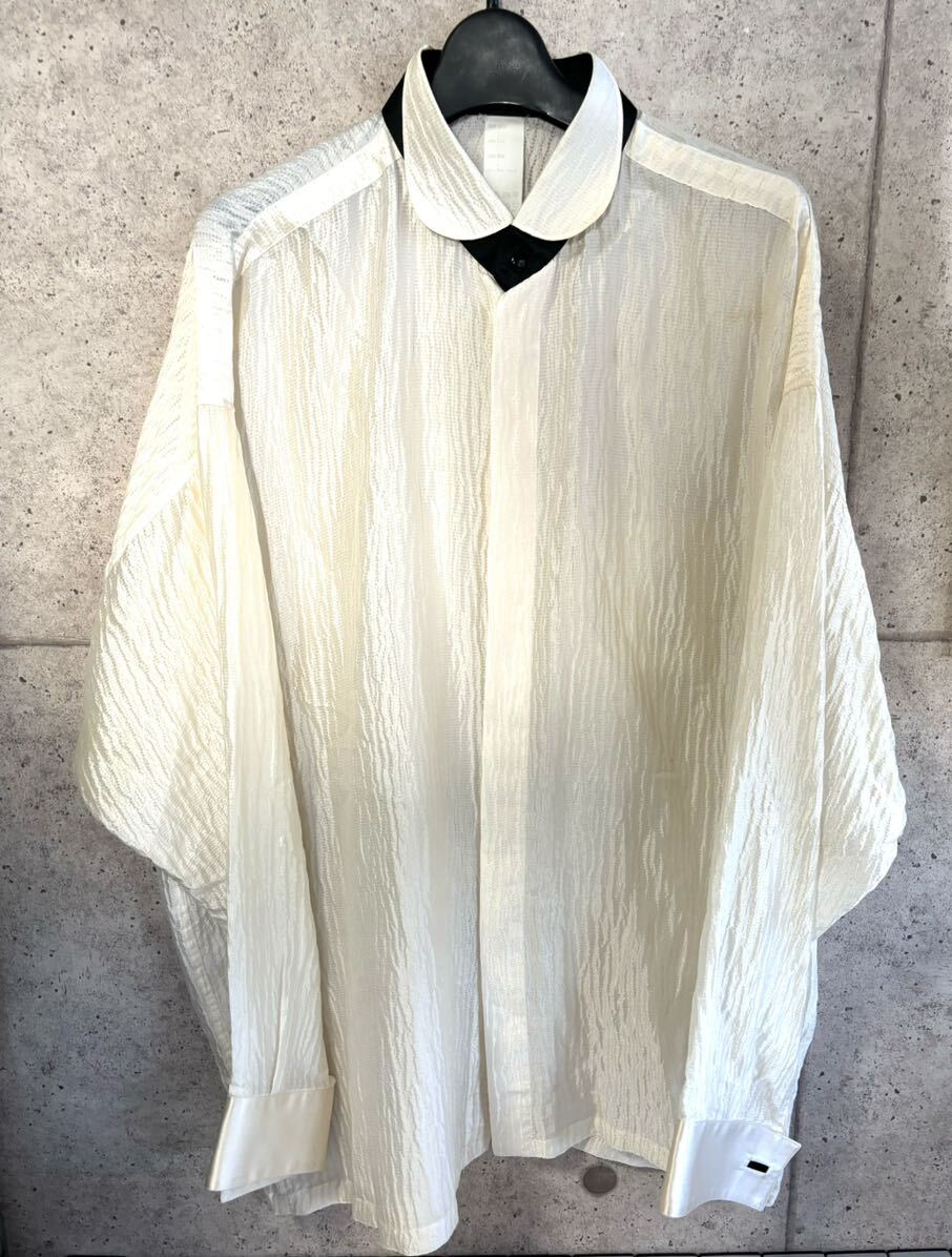 rrkk2888 beautiful goods Versace GIANNI VERSACE 100% silk long sleeve blouse formal long sleeve shirt eggshell white size 50 LL MADE IN ITALY
