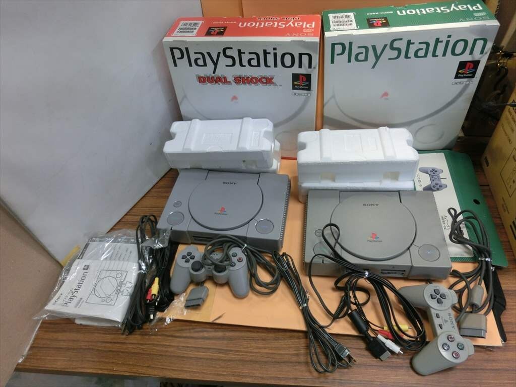 T[ru4-51][140 size ]SONY Sony /PS1 body 2 pcs. set / peripherals * soft attaching / game machine / electrification possible / junk treatment /* scratch * dirt * outer box scratch have 