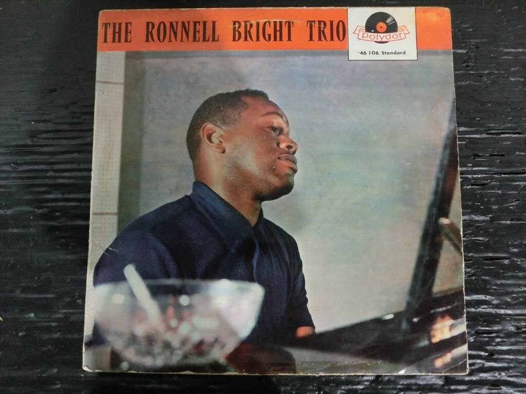 T[G4-07][80 size ]^LP/Ronnell Bright Trio original France record // record / Jazz / long flannel * bright /* passing of years goods 