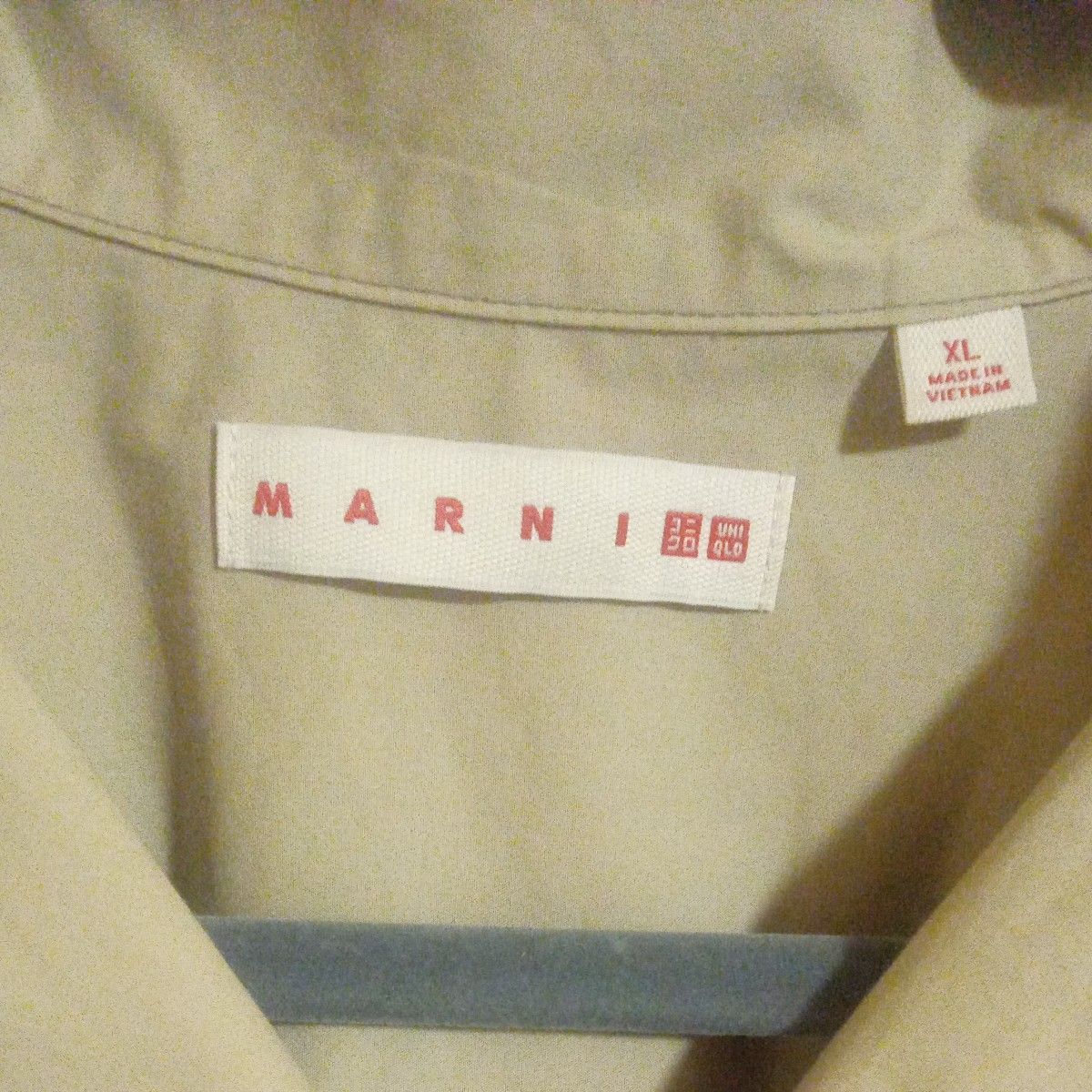 【値下げしました！】UNIQLO　MARNIコラボ　オープンカラーシャツ　べージュ　ＸＬ