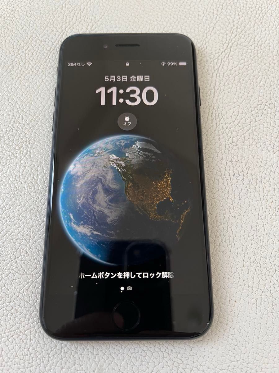 ほぼ新品　Apple iPhone SE第3世代　SIMフリー128GB ミッドナイト