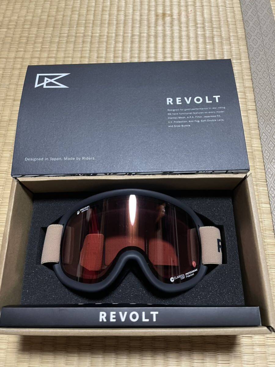 中古 23-24 REVOLT SUPER LIGHT FRAME RL108PCPPリボルト スーパーライトフレーム 調光 偏光 国内正規品 スキー スノーボード ゴーグル_画像1