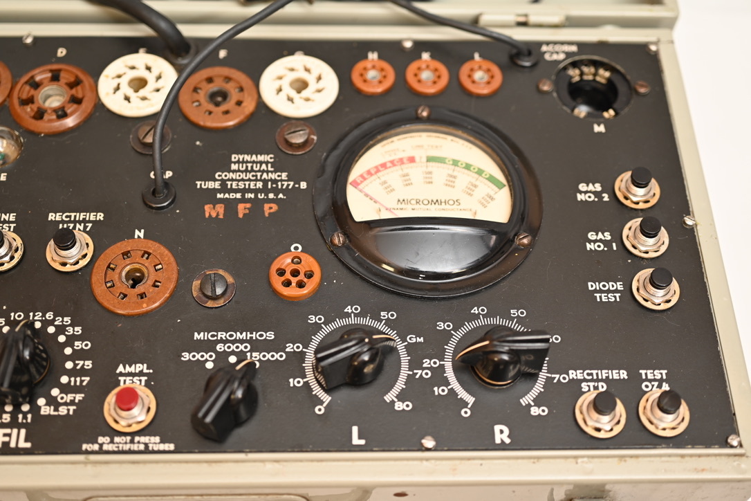 希少ヴィンテージ　TUBE TESTER 　 真空管試験機 TUBE TESTER I-177-B 　U.S.ARMY(米国陸軍信号隊)　動作確認済_画像5