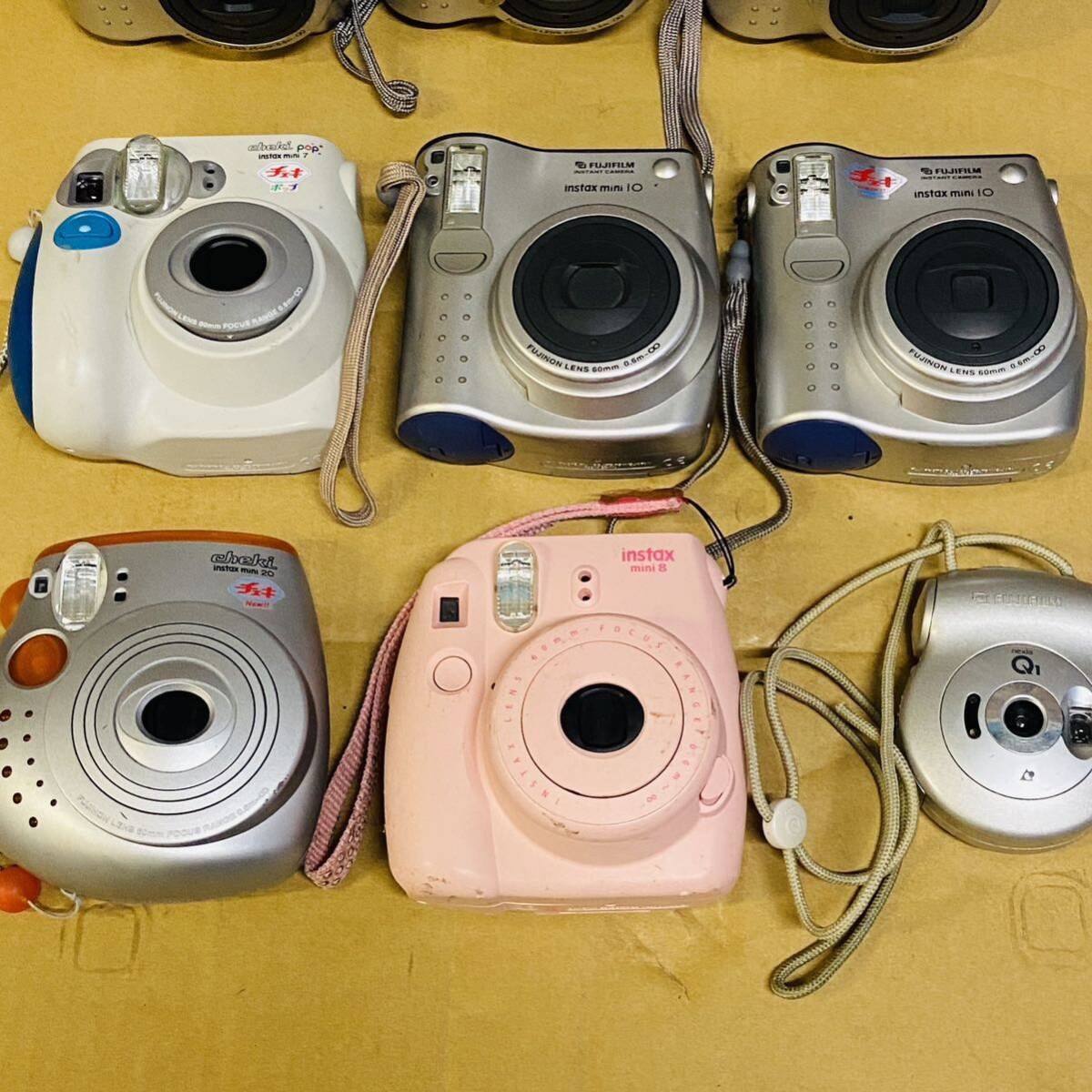 富士フィルム intax mini8 /mini 10/Cheki mini 20/ mini7 Q1 ぐでたまチェキ インスタントカメラ チェキ ポラロイドカメラ 9台まとめての画像3