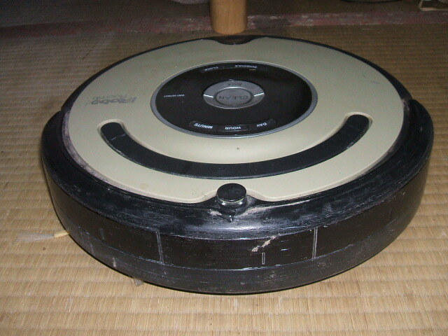 iRobot アイロボット ルンバ Roomba SGSEA/070388 掃除機 家電 家庭用　ジャンク品扱いで_画像3