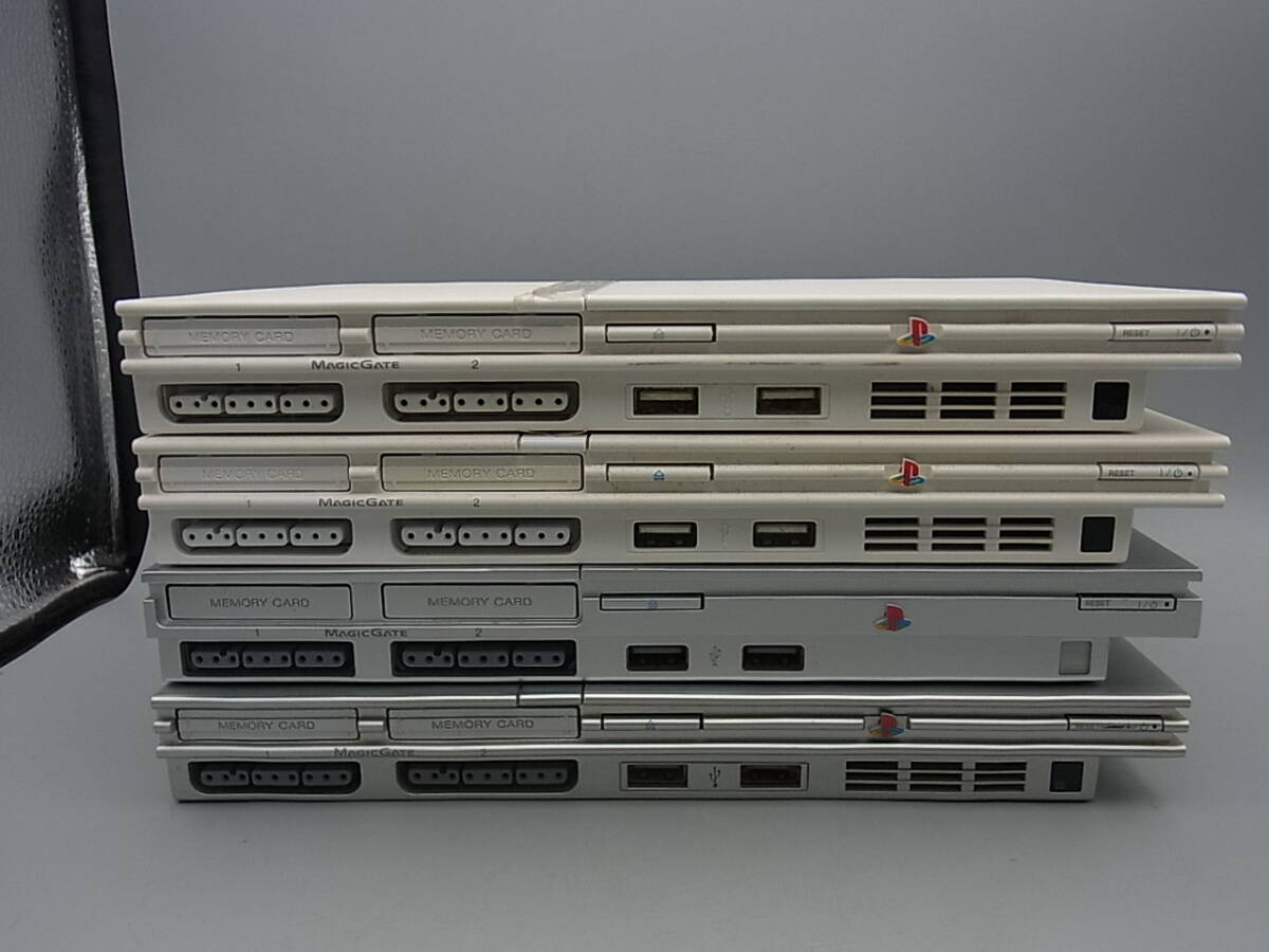 GA59-6/PS2 コンパクト 4台 まとめて SCPH-75000.77000.79000.90000 プレイステーション2 小型 ジャンク ゲーム SONY ホワイト シルバーの画像6