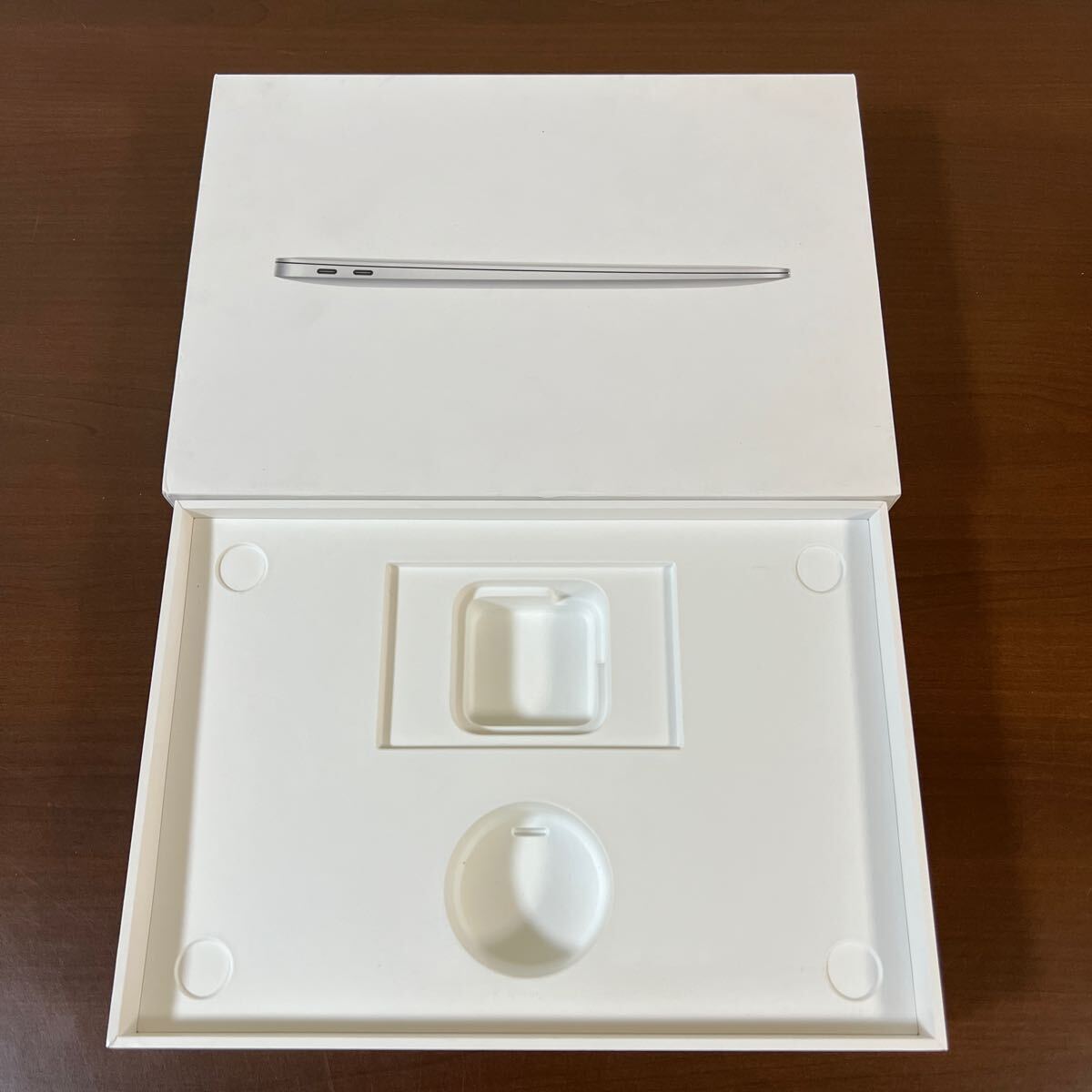 Apple MacBook Air Retina 13インチ 2018 MREA2J/A Core i5-8210Y 1.6GHz/8GB/SSD128GB 説明文参照_画像8