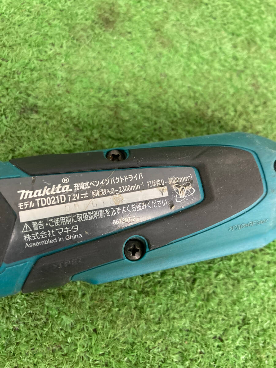 【中古品】makita(マキタ) 7.2v充電式ペンインパクトドライバ (本体のみ) TD021DZ / IT97EG1GKAOM_画像3