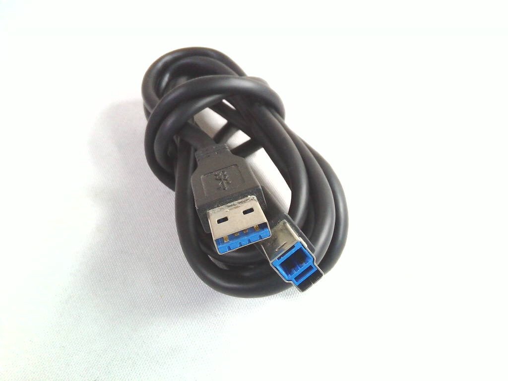 USB3.0ケーブル  長さ約1.8m タイプAオス-Bオスの画像1