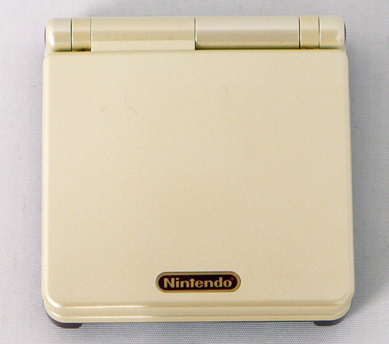 中古】任天堂 ゲームボーイアドバンスSP ファミコンカラー 本体 中古】任天堂 ゲームボーイアドバンスSP ファミコンカラー 本体