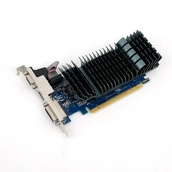 【中古】ASUSグラボ GT730-SL-2GD3-BRK-EVO PCIExp 2GB 元箱あり [管理:1050023448]_画像2