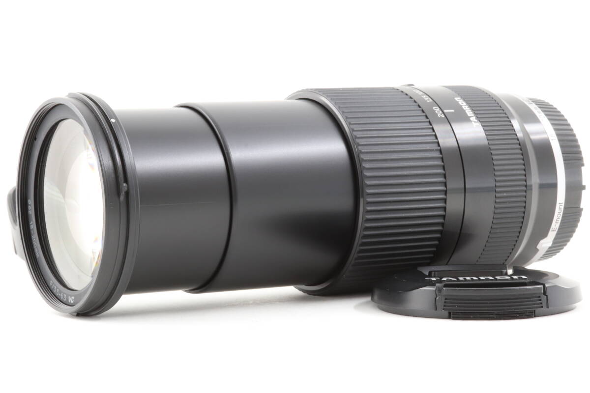 AA- (極上品) Tamron 18-200mm F/3.5-6.3 Di III VC Model B011 Sony Eマウント用 初期不良返品無料 領収書発行可能_画像4