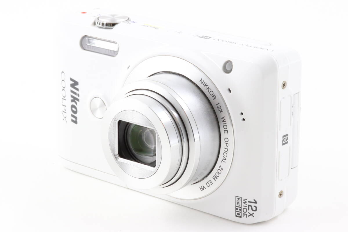 AB (良品) Nikon COOLPIX S6900 ナチュラルホワイト 初期不良返品対応 領収書発行可能_画像1