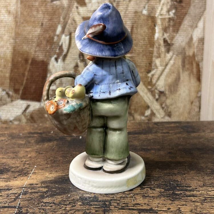 Goebel フンメル人形 ドイツ製 Germany 陶器 人形 アンティーク ビンテージ インテリア オブジェ 洋風 中古品の画像3