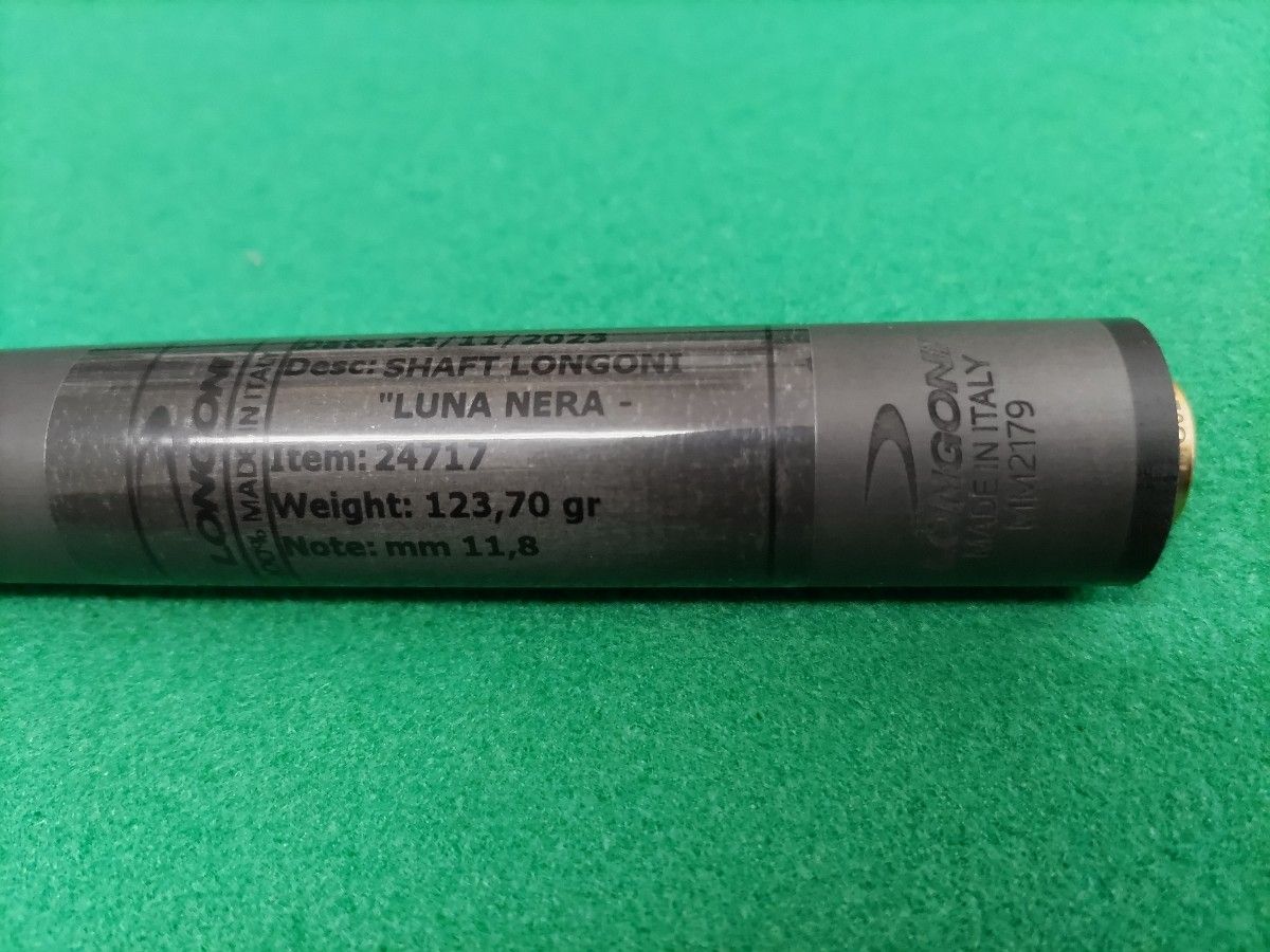 ロンゴーニ製キャロム用カーボンシャフト「Luna Nera」FE69 数回 ロンゴーニ製キャロム用カーボンシャフト「Luna Nera」FE69 数回
