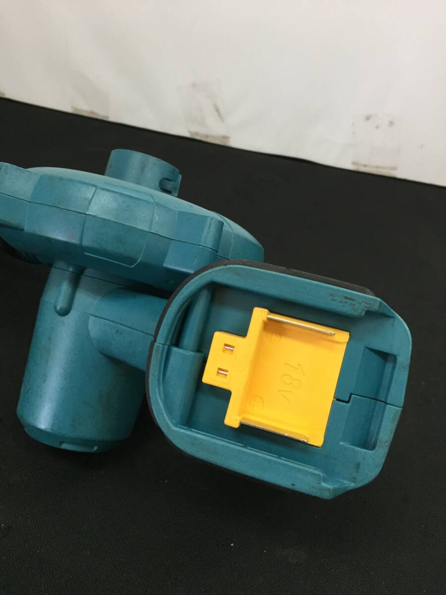 【中古品】makita(マキタ) 18v充電式ブロワ (本体のみ) UB182DZ /IT07YMKQ8EO8_画像4