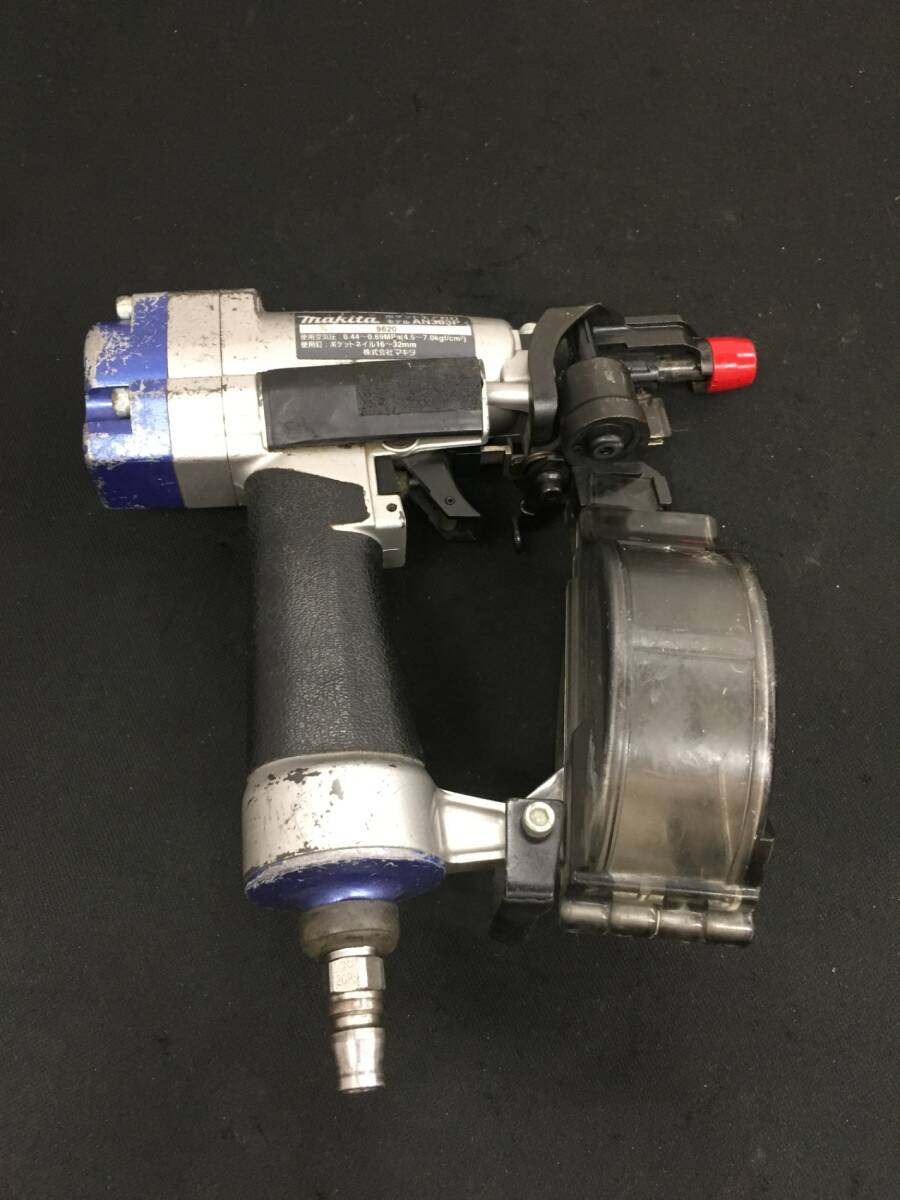 【中古品】makita(マキタ) 常圧32㎜ポケットエア釘打(逆巻連結釘使用/内装ボード用) AN303P /IT5BUR8B7BWO_画像3