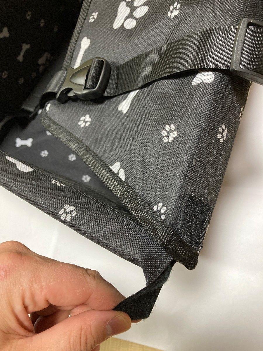 ★ 送料無料 ★ ペット ドライブ ボックス  犬 車用 安全 シート 小型犬用 カー 用品 ブラック 骨 柄 ドッグ 折りたたみ