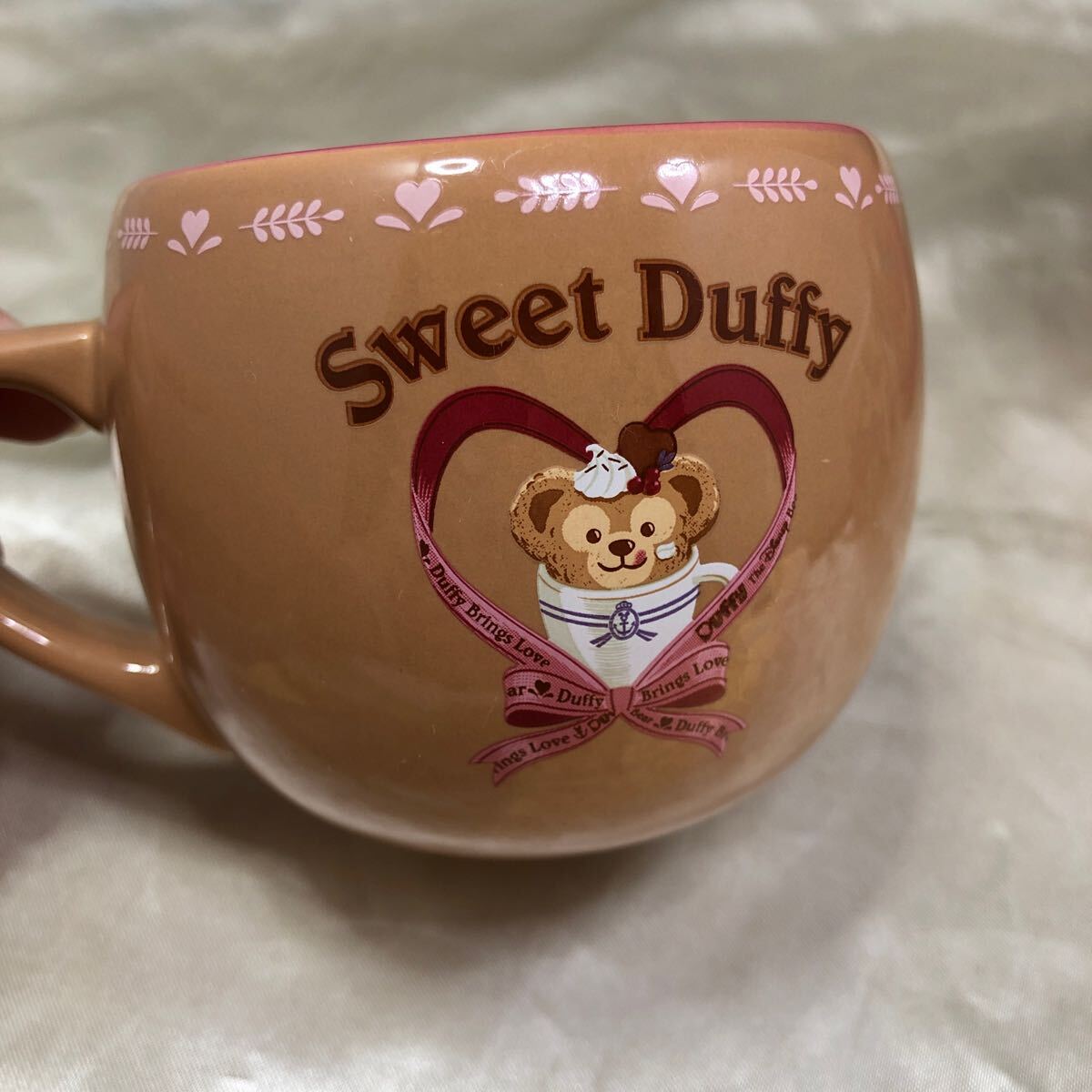  Disney TOKYO Disney SEA / RESORT 4 point mug cup glass plate Duffy Shellie May Mickey minnie f lens Hsu red a