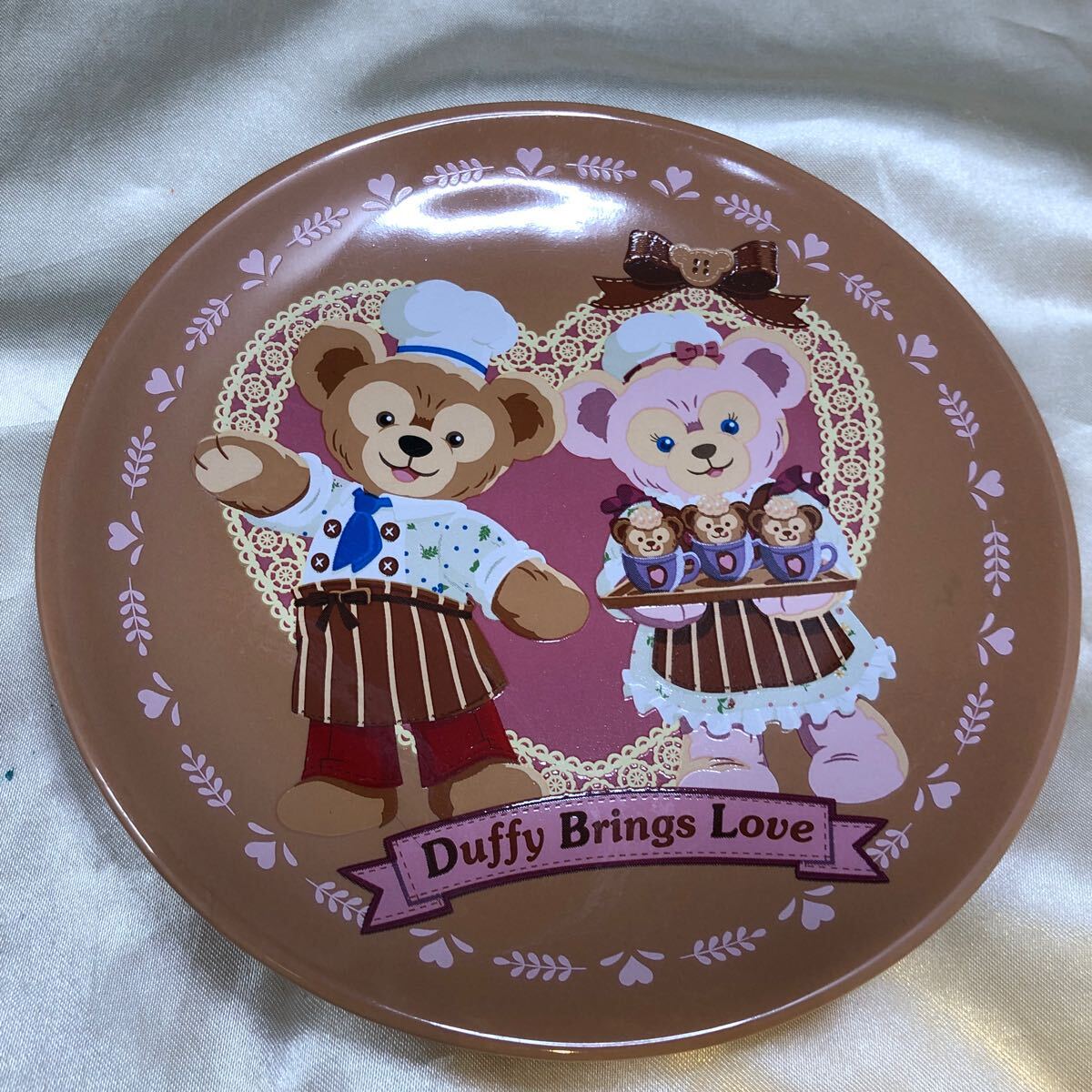  Disney TOKYO Disney SEA / RESORT 4 point mug cup glass plate Duffy Shellie May Mickey minnie f lens Hsu red a