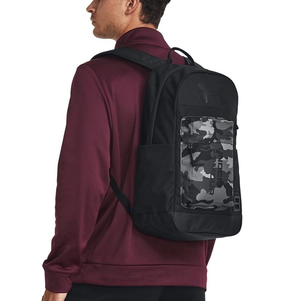 * Under Armor UNDERARMOUR UA new goods water-repellent PC storage camouflage camouflage rucksack backpack Day Pack black [1362365-007] six *QWER*