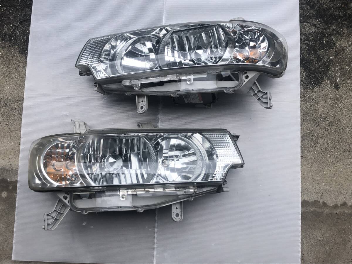 中古　ダイハツ　タントカスタム　L350S　ヘッドライト　左右　純正　HID　KOITO 100－51815_画像2