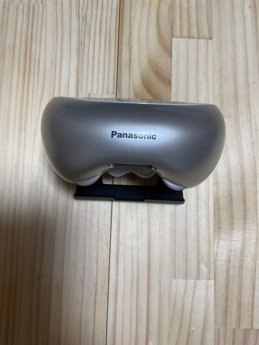 【ワンオーナー中古品】目もとエステ Panasonic EH-SW68-N（ゴールド調）