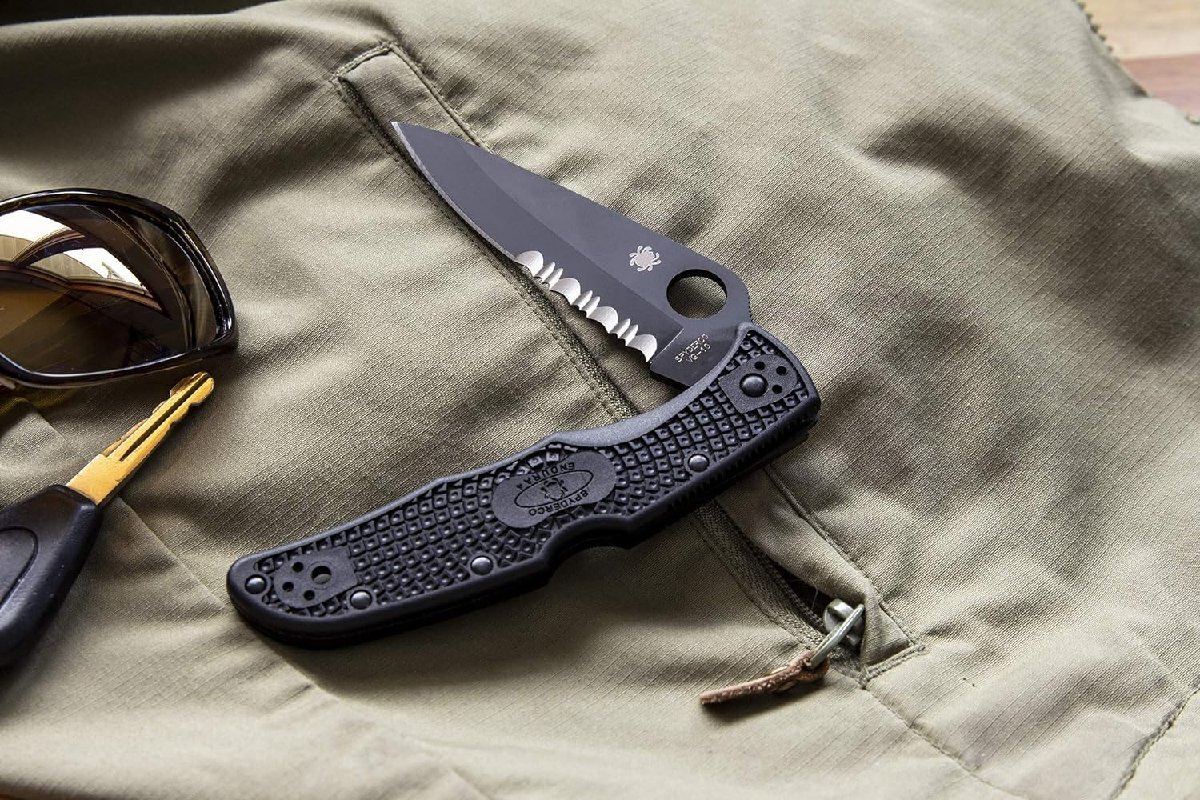 Bibian 比比昂- アウトドアナイフ日本製C10PBK Spyderco Bibian 比比昂- アウトドアナイフ日本製C10PBK Spyderco