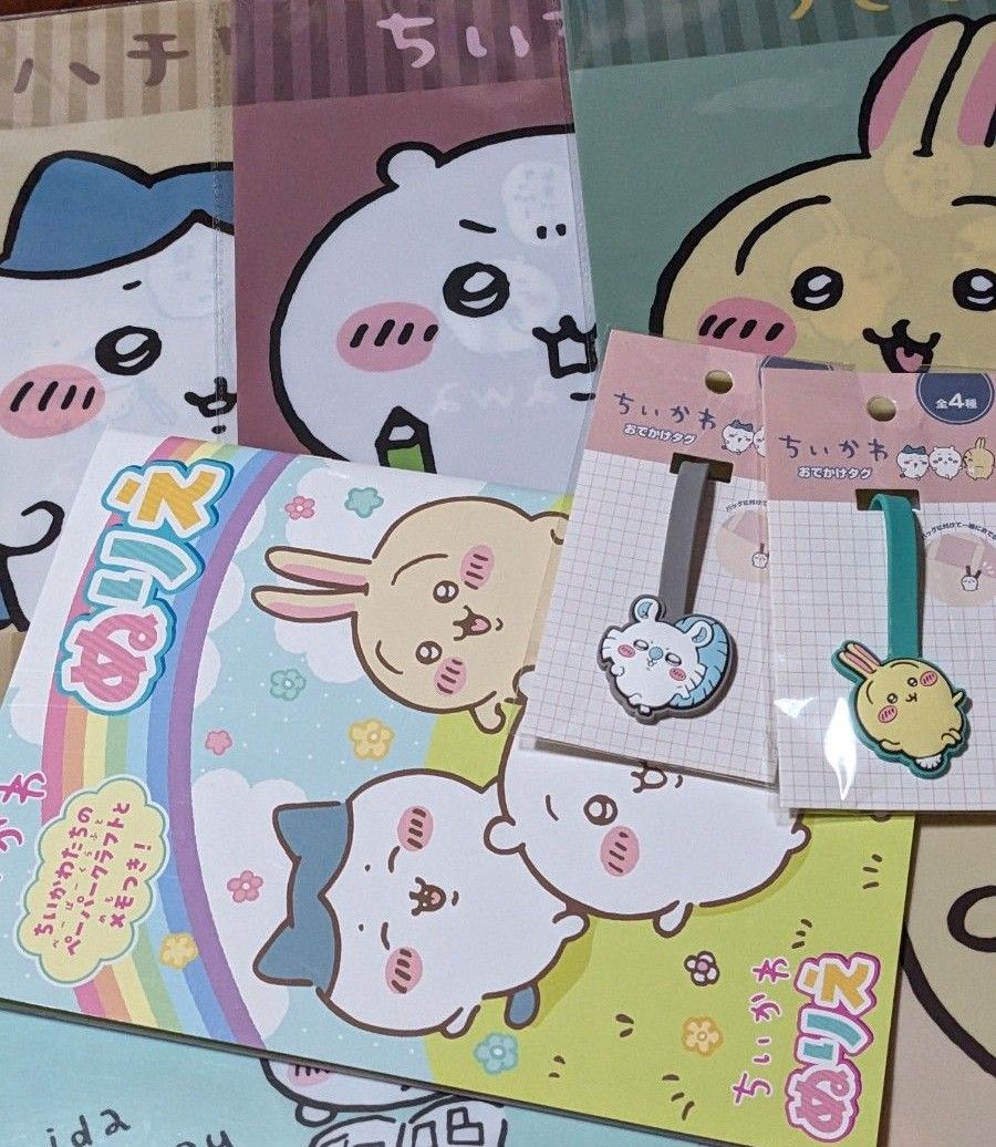ちいかわ クリアファイル ぬりえ ハチワレ うさぎ モモンガ ちいかわ クリアファイル ぬりえ ハチワレ うさぎ モモンガ
