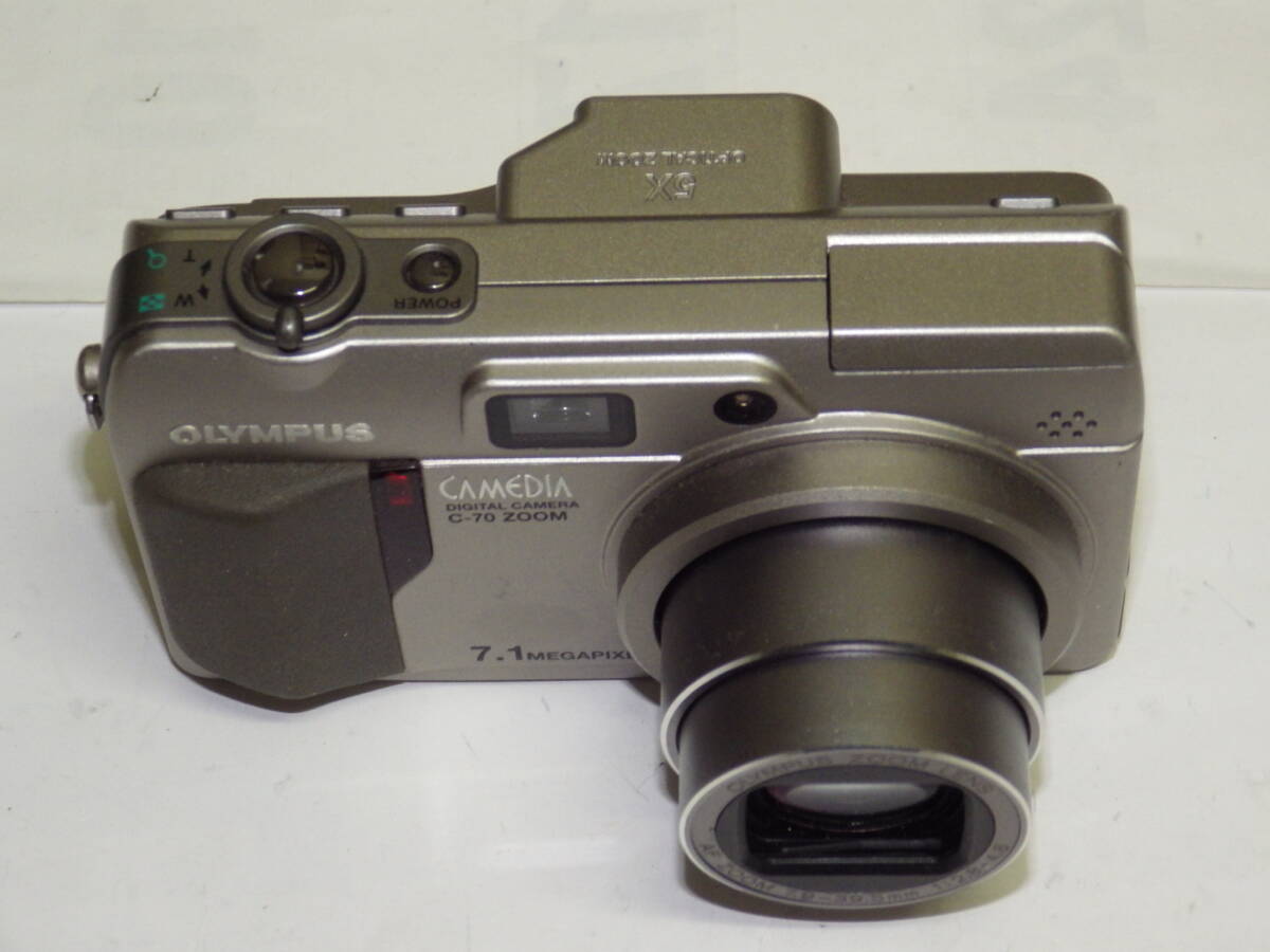 ■中古 コンパクトデジカメOLYMPUS オリンパス CAMEDIA C-70Zoom■ｘＤカード付き■動作確認済■_画像2