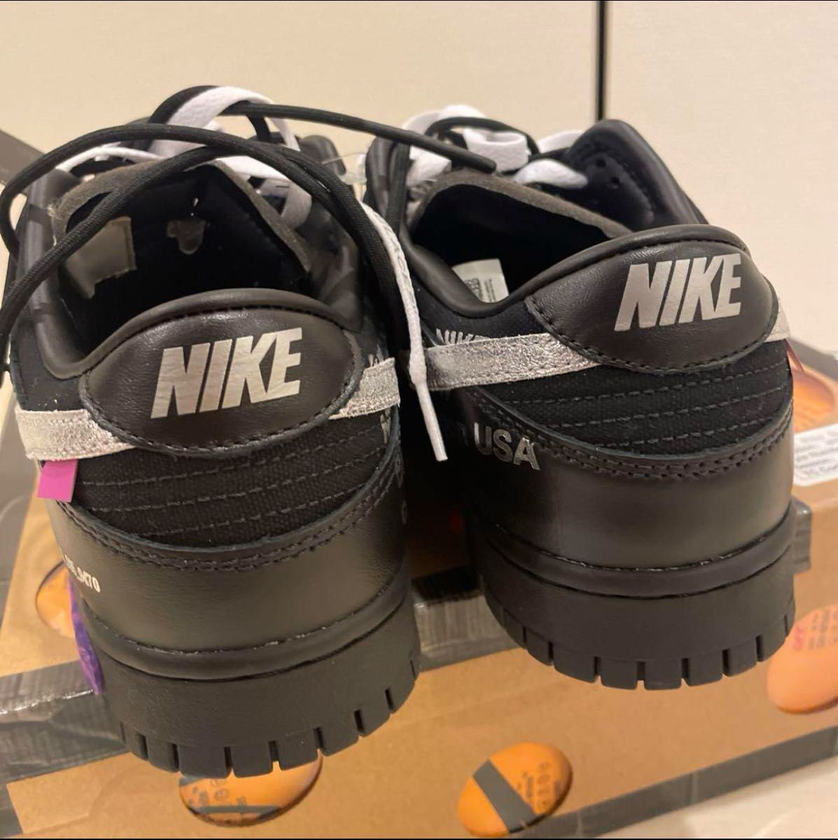 超希少 Instagramリポスト当選品 オフホワイトダンク 50/50 黒 超希少 Instagramリポスト当選品 オフホワイトダンク 50/50 黒