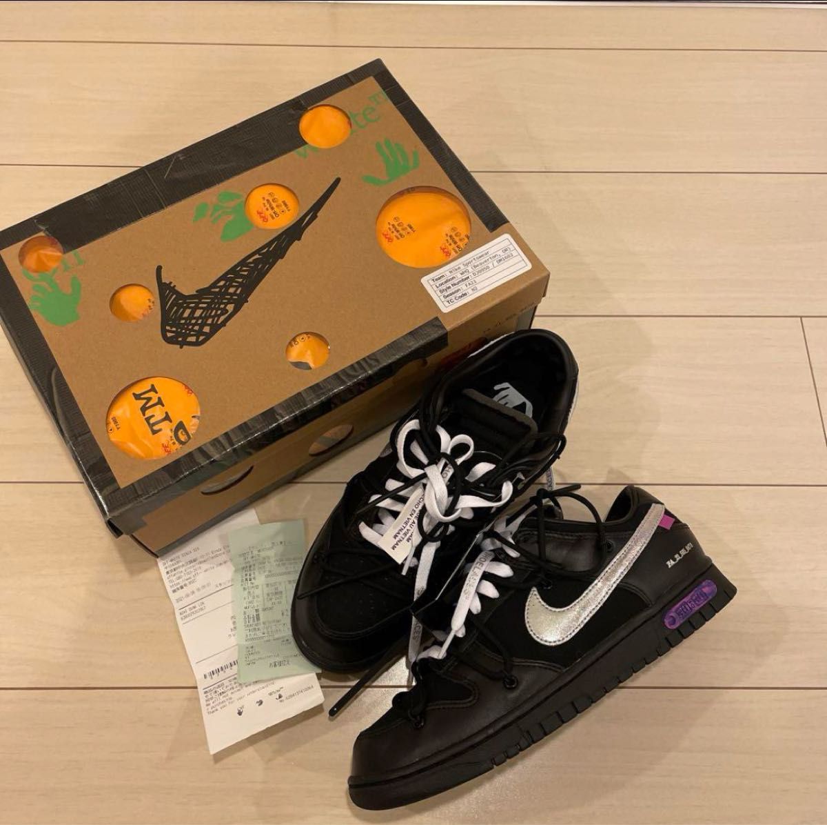 超希少 Instagramリポスト当選品 オフホワイトダンク 50/50 黒 超希少 Instagramリポスト当選品 オフホワイトダンク 50/50 黒