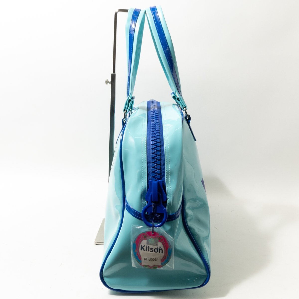  tag attaching Kitson Kitson enamel Boston bag tote bag high capacity travel bag bag shoulder .. Logo light blue light blue blue Y2K