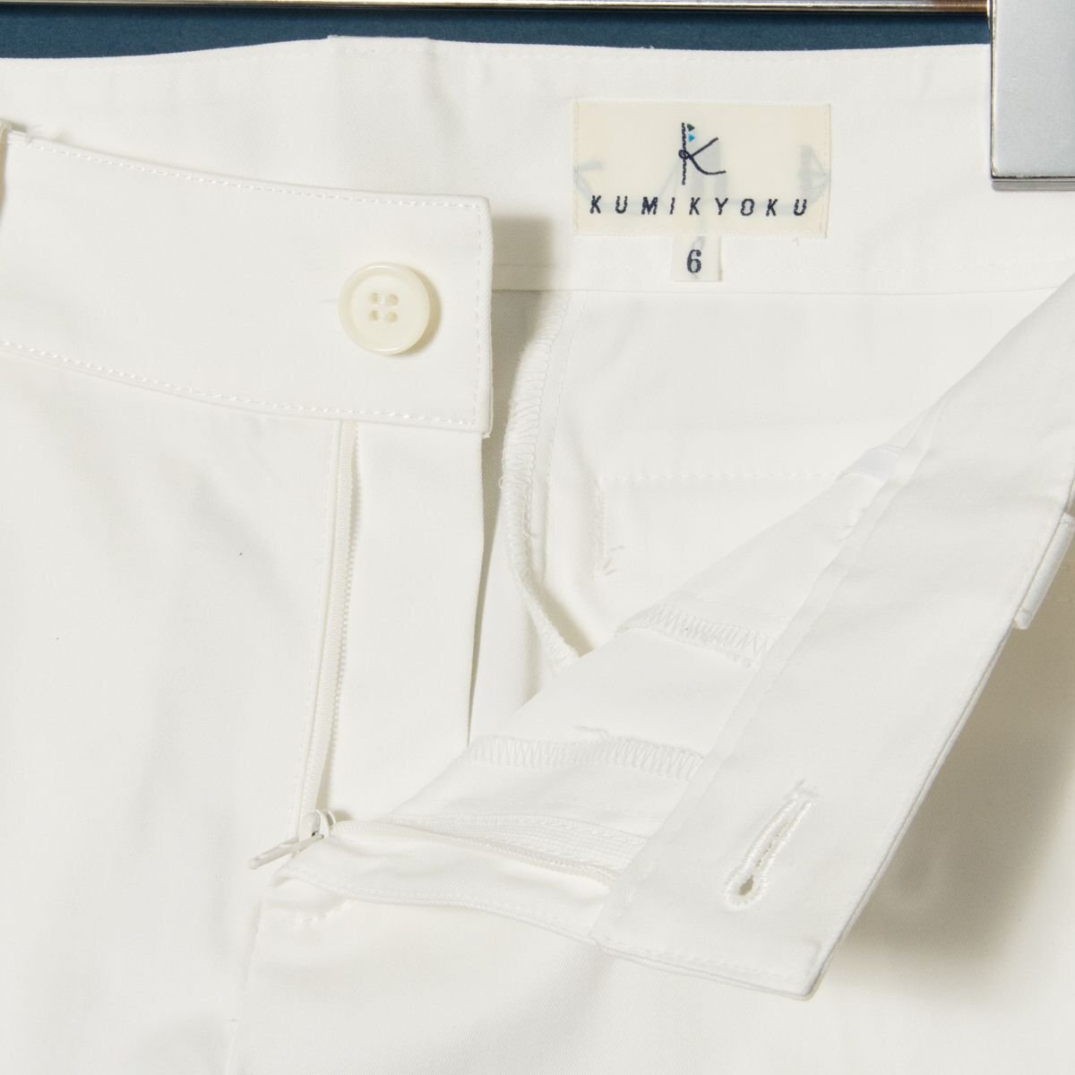  unused tag attaching KUMIKYOKU Kumikyoku stretch capri pants bottoms cotton polyester beautiful . casual spring summer white 6 large size 