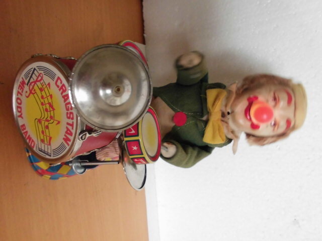  tin plate made battery drive THE DRUMMING CLOWN CHARLIE box have 