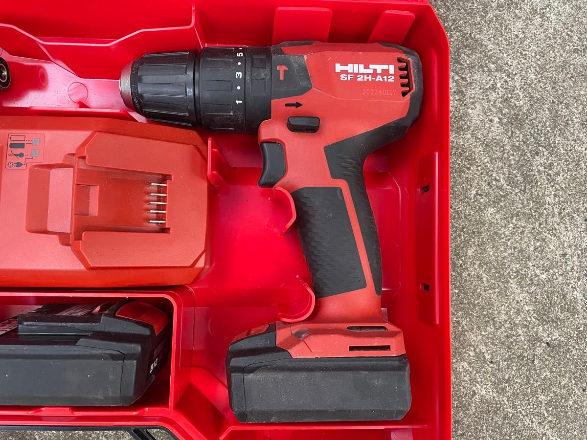 HILTI 充電式インパクトドライバ/充電式ドライバドリル SID2-A12/SF2H-A12 バッテリー3個