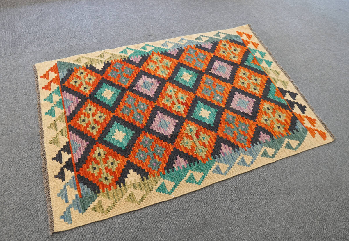 118×81cm【アフガニスタン 手織りキリム】トライバルラグ 手織り絨毯
