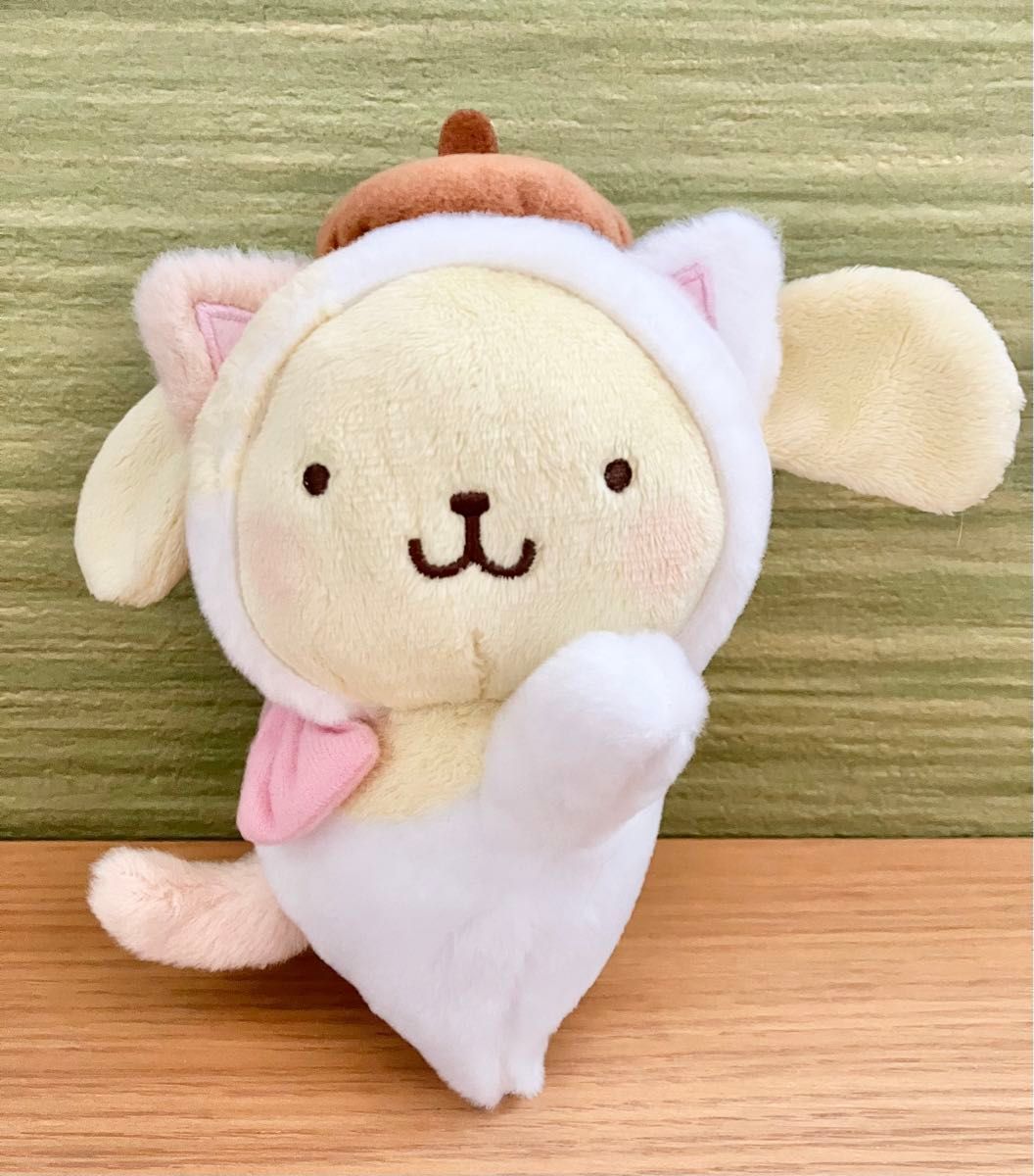 【非売品】サンリオ　ポムポムプリン　こねこねこ　ぬいぐるみ　Sanrio  ネコ寝そべり　三毛猫　着ぐるみ