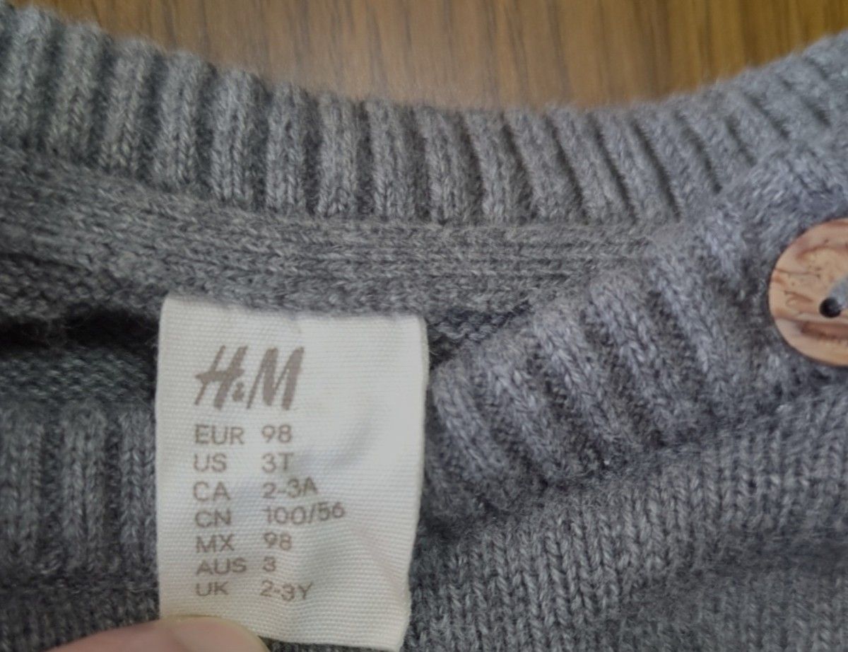 H&M　 キッズ　ニット　セーター　95
