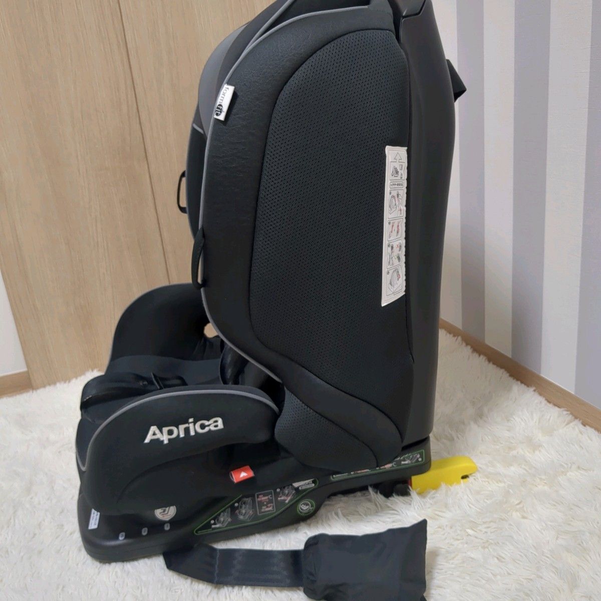 Aprica 　アップリカ　フォームフィット　ジュニアシート ISOFIX