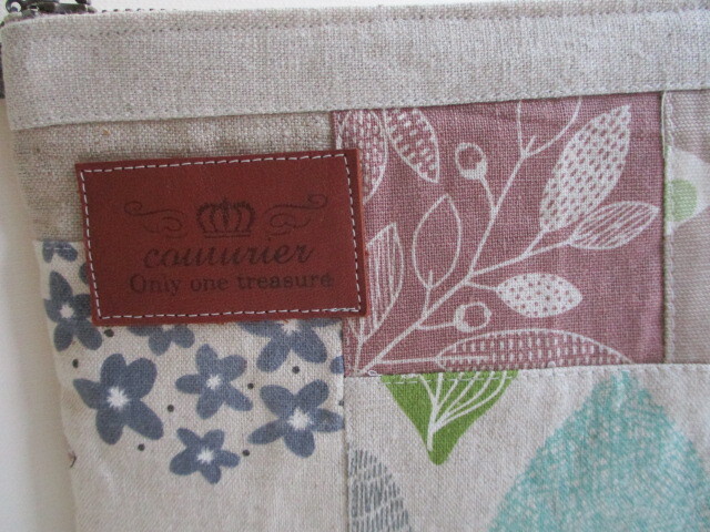  hand made * a bit largish passbook pouch + cotton cotton flax etc. various * patch * 1!