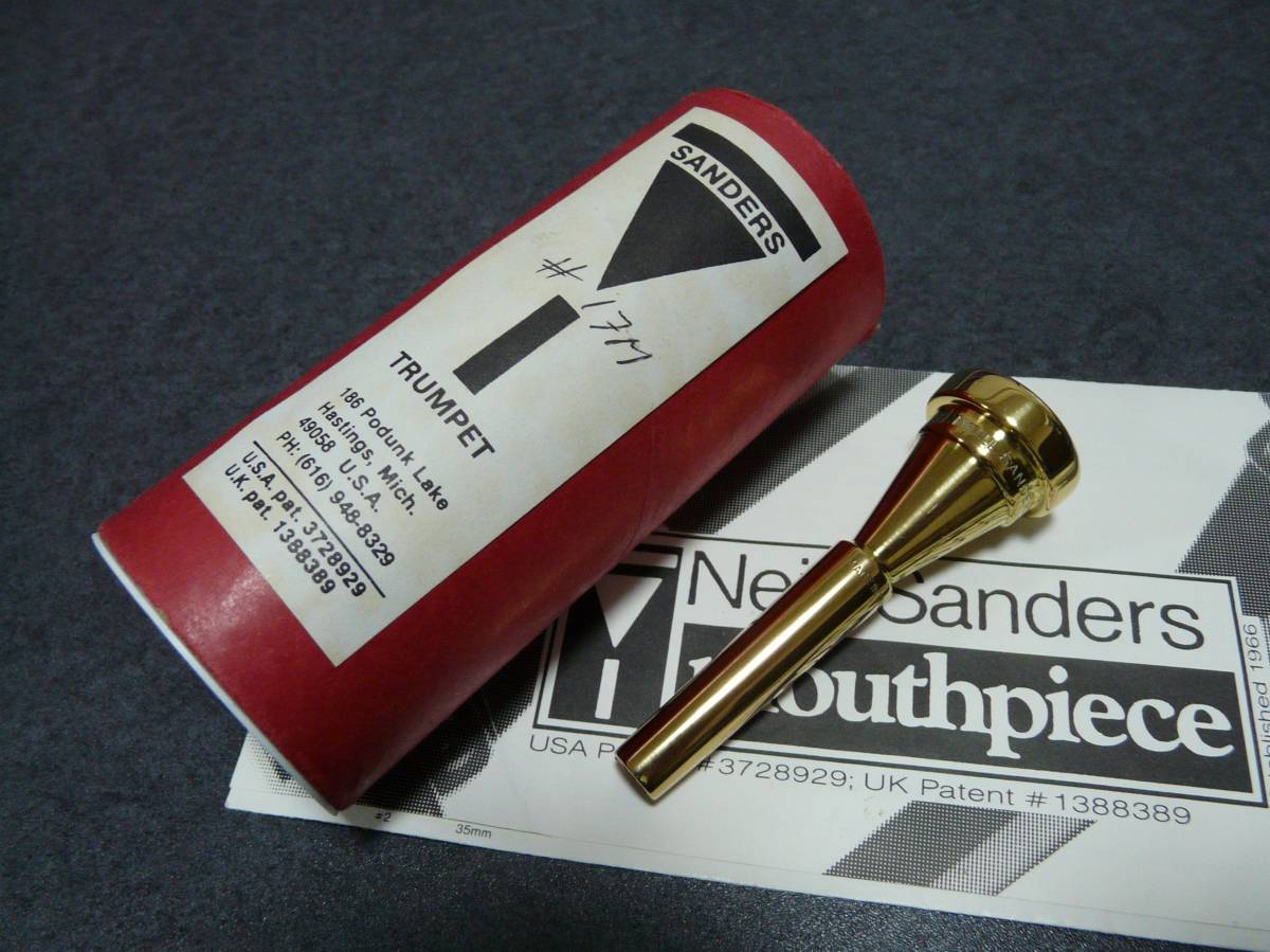 NEILL SANDERS 17M GP MINT RARE!! | directoriodelmotociclista.com