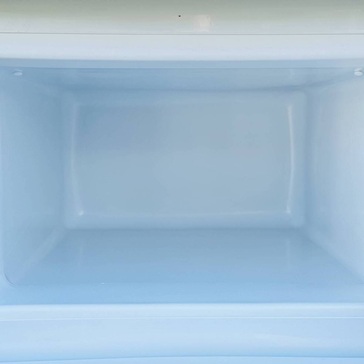 甲MJ17663　クリーニング済　動作確認済　2014年製　88L　LIMLIGHT　ノンフロン冷凍冷蔵庫　2ドア冷蔵庫　RHT-96R　ホワイト　白色　家電_画像4
