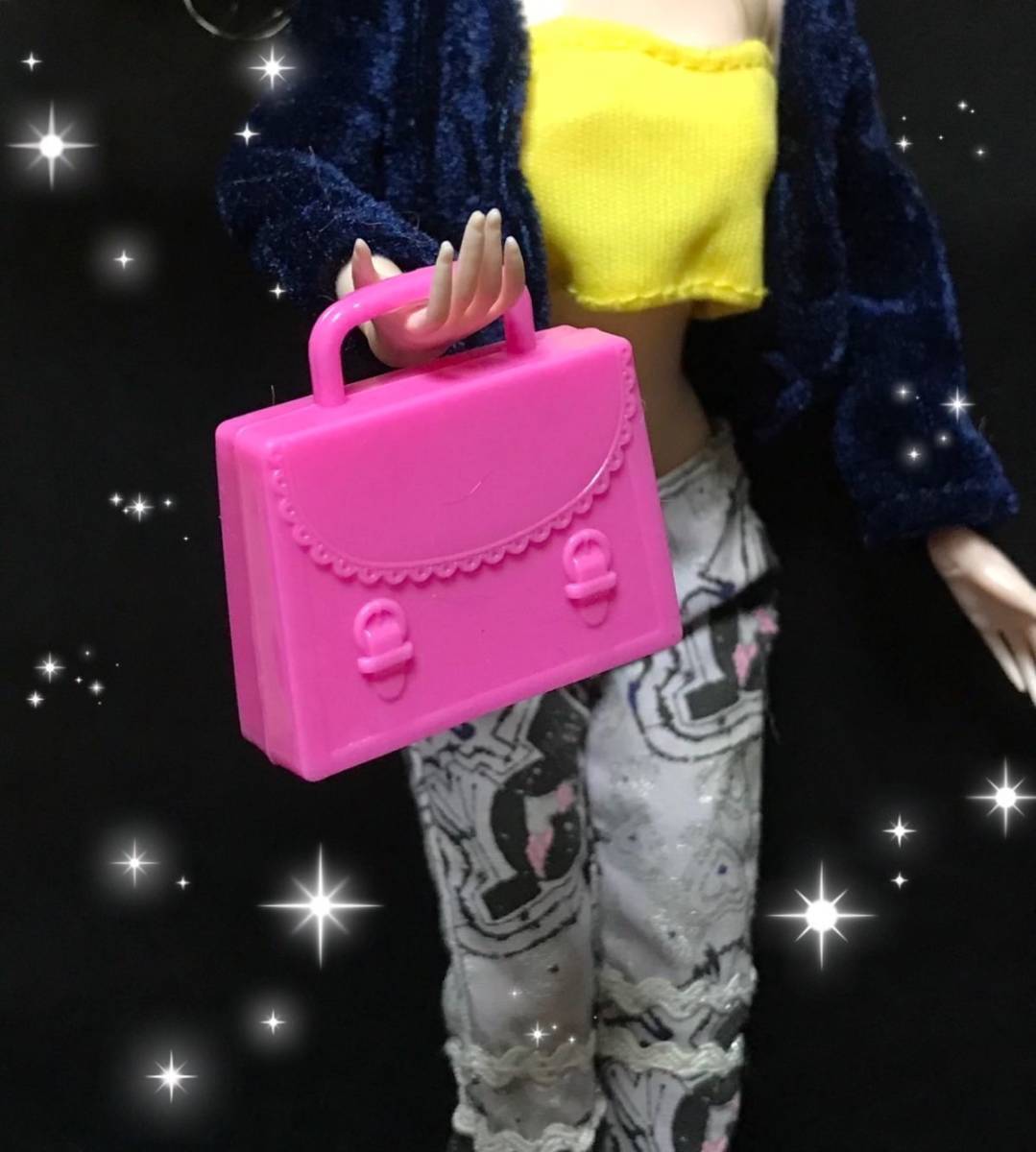 在庫限り バービー 1/6ドール 人形 フィギュア カスタムドール 鞄 バッグ B220701_ドール使用イメージ