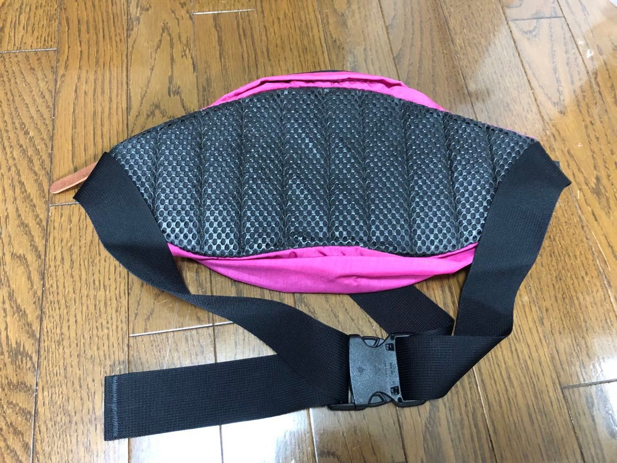 美品GREGORY 旧ロゴ グレゴリー ウエストバッグ テールメイトS 美品GREGORY 旧ロゴ グレゴリー ウエストバッグ テールメイトS