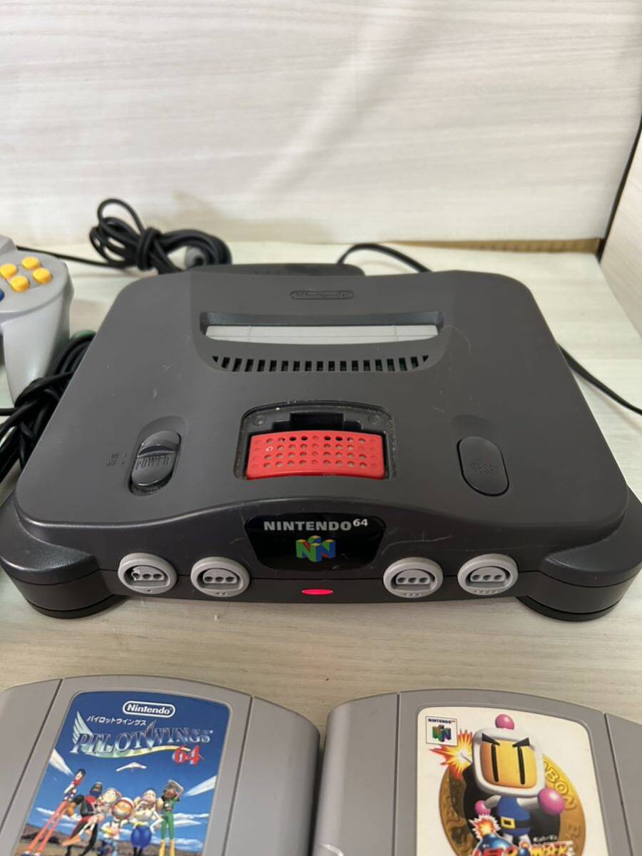 ★150 任天堂 Nintendo64 本体 コントローラー ソフト コード セットまとめ売り / マリオ ミッキー ドラえもん ボンバーマン 他_画像3