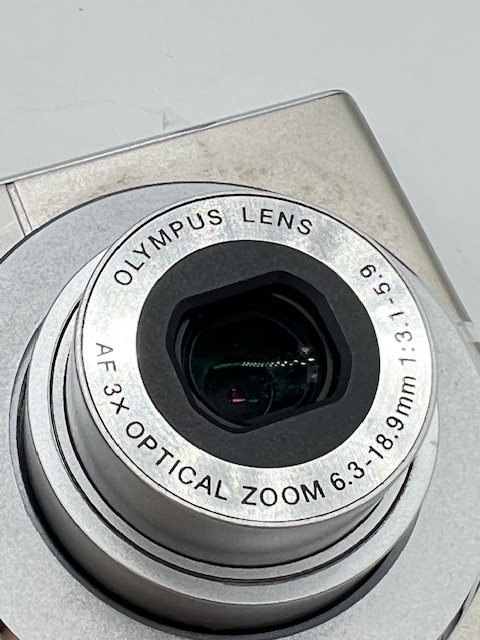 K1247■【稼働品】 OLYMPUS CAMEDIA fe FE-3010 オリンパス コンパクト デジタルカメラ コンデジ キャメディア 箱 充電器付 ■の画像2