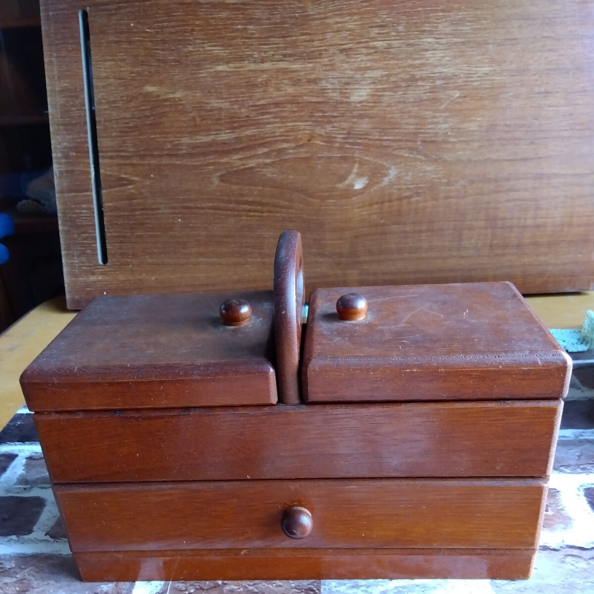 木製の裁縫道具箱（古い物です）_画像2